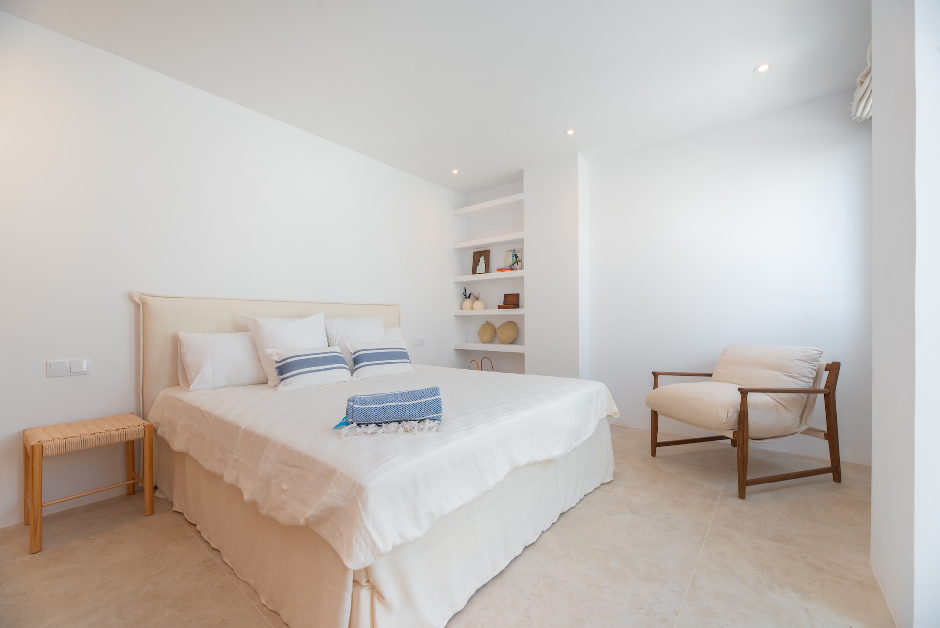 Resa estates Ibiza for sale modern villa martinet views bedroom 2.2.jpg